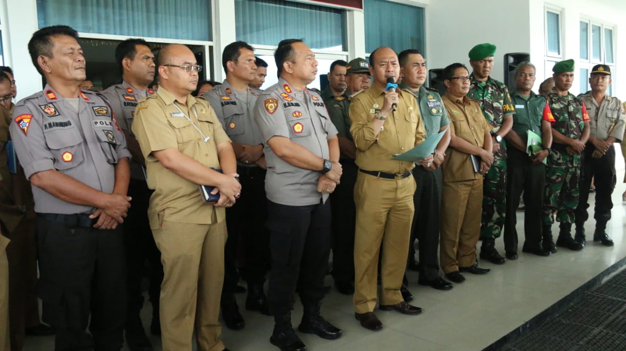 Bersama Lakukan Sosialisasi Agar Warga Jangan Panik Supaya Tetap Tenang Menghadapi Penyebaran Covid-19