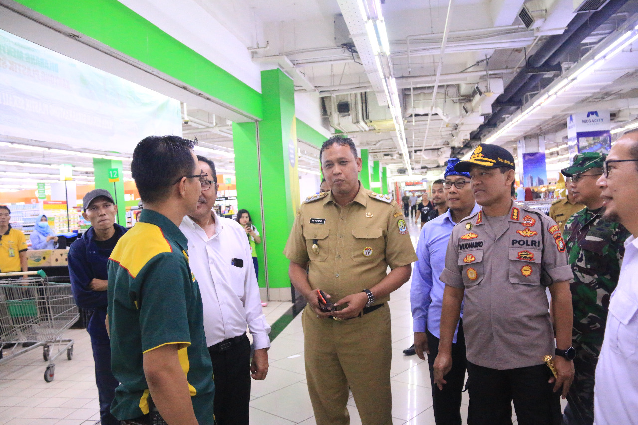 Wakil Walikota Bersama Forkopimda Tinjau Ketersediaan Stok Pangan