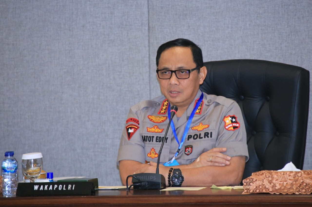 Polri Keluarkan Telegram Penyemprotan Disinfektan Serentak Seluruh Indonesia 31 Maret