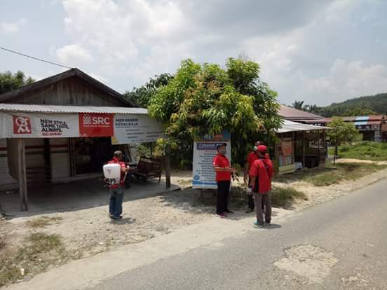 PDI Perjuangan Lakukan Peyemprotan Disinfektan