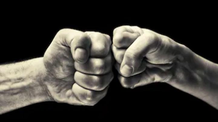 Bentrok Ormas dengan Debt Colektor Panas di Jalan Imam Bonjol Kota Tangerang