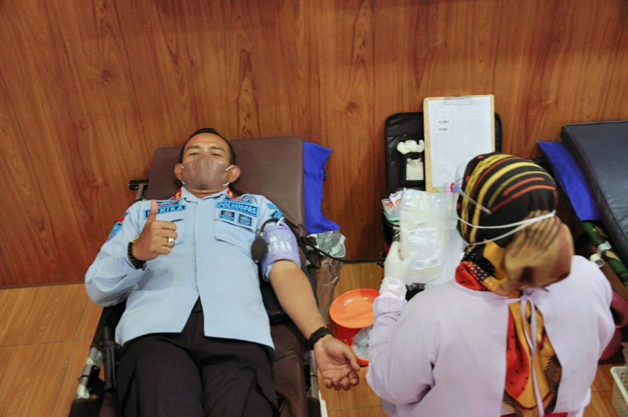 Sambut HDKD, Rutan Kelas I Tangerang Menyelenggarakan Donor Darah