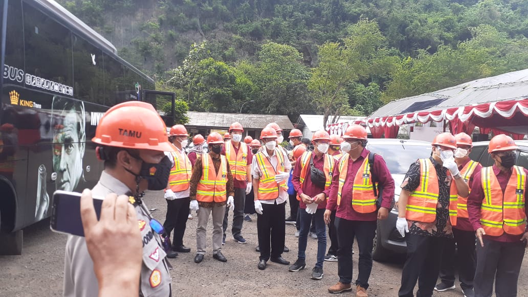 Personel Ditpamobvit Polda Banten Hadiri Sosialisasi dan Peresmian Plant Garam Dari Rejected Brine PLTU