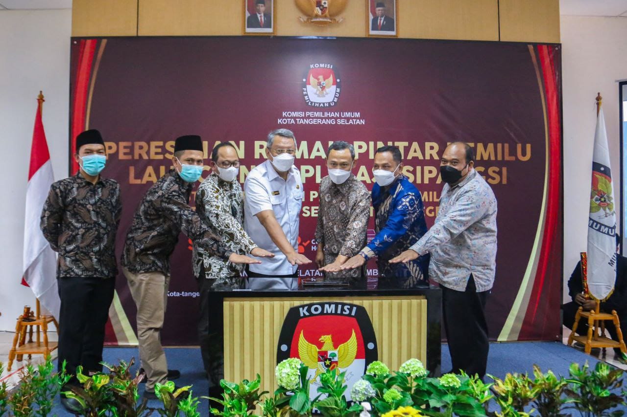 Luncurkan Aplikasi Sipangsi dan RPP Benyamin Harap Tingkat Partisipasi Pemilih Meningkat