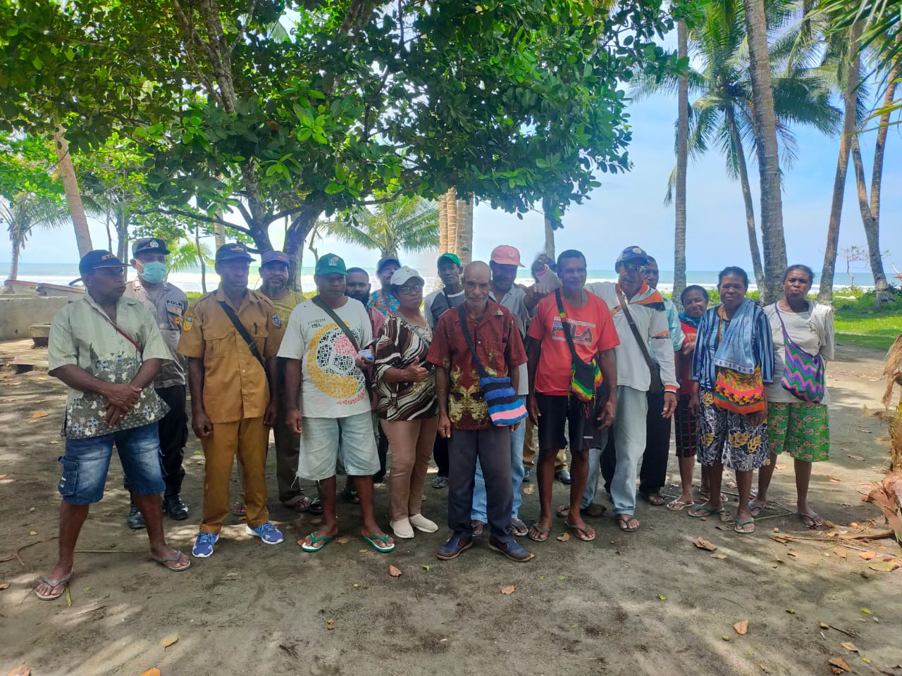 Hadiri Pemilihan Ketua LMA, Bhabinkamtibmas Kampung Taronta Himbau Warganya Jaga Kamtibmas