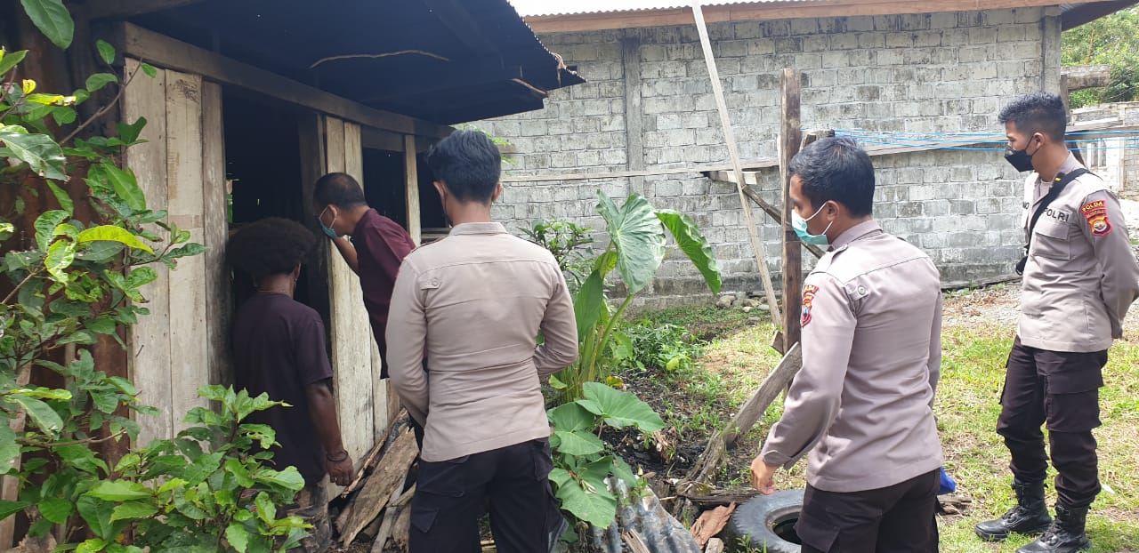 Kunjungi Spot Ternak Babi, Satgas Binmas Berikan Edukasi Ternak Babi