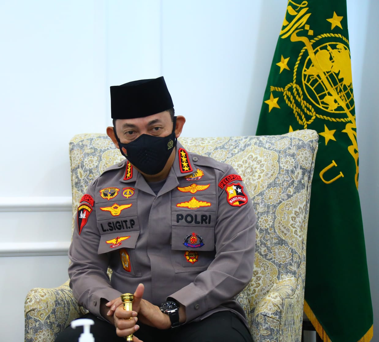 Tinjau Pelaksanaan 1 Juta Vaksinasi Booster, Kapolri Bicara Mudik Sehat dan Nyaman