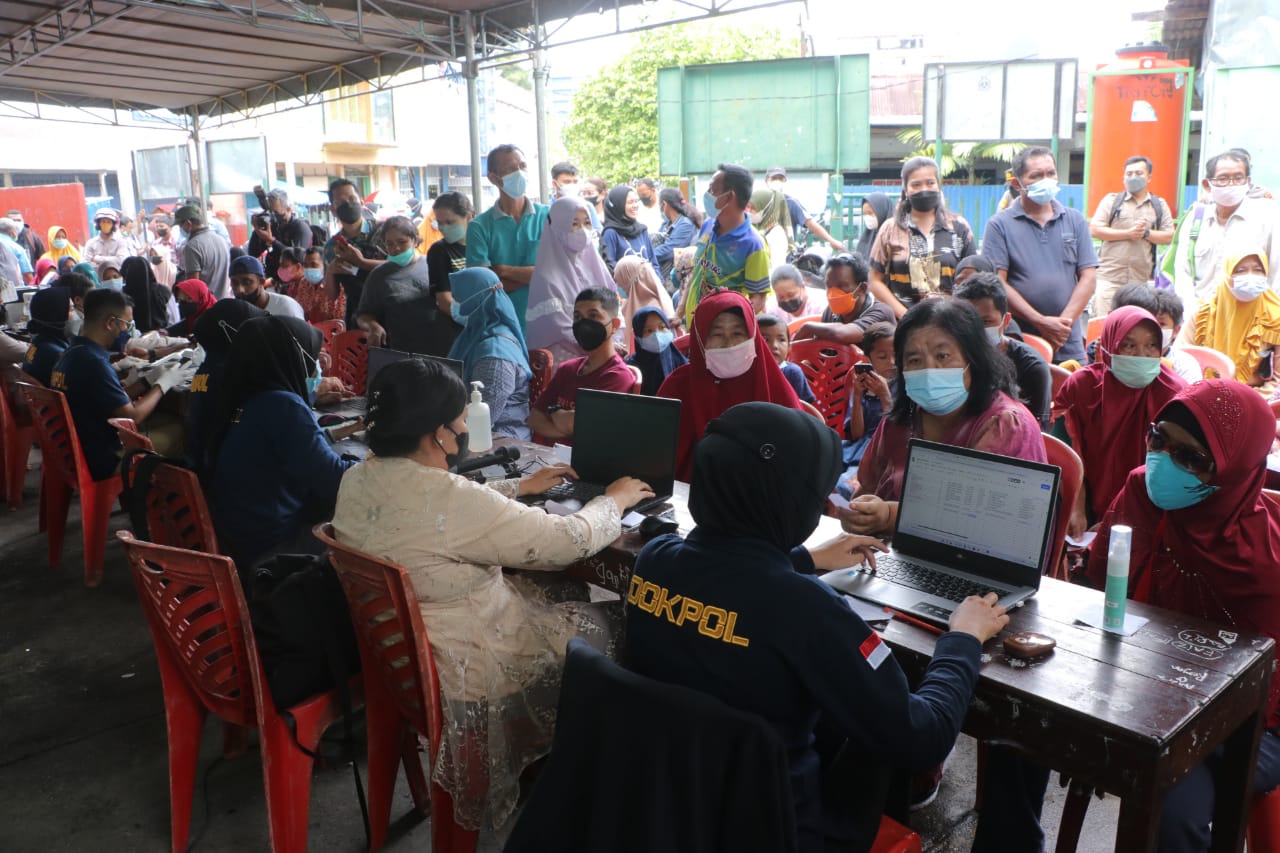 Polda Papua Bersama PWNU Papua Gelar Vaksinasi Booster