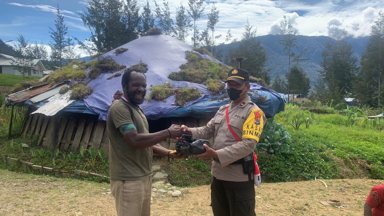 Gandeng Tokoh Adat, Binmas Noken Ajak Bersama Jaga Kamtibmas