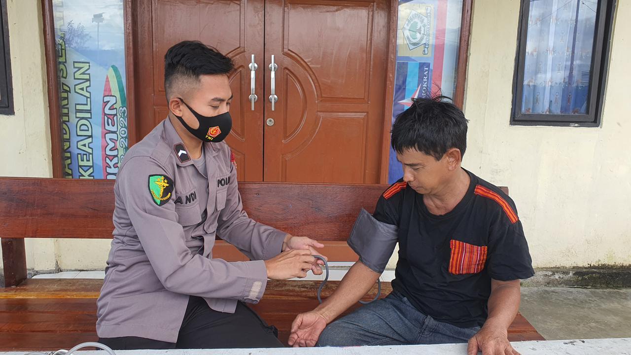 Binmas Noken Nduga Terus Berikan Pelayanan Kesehatan Gratis Untuk Masyarakat