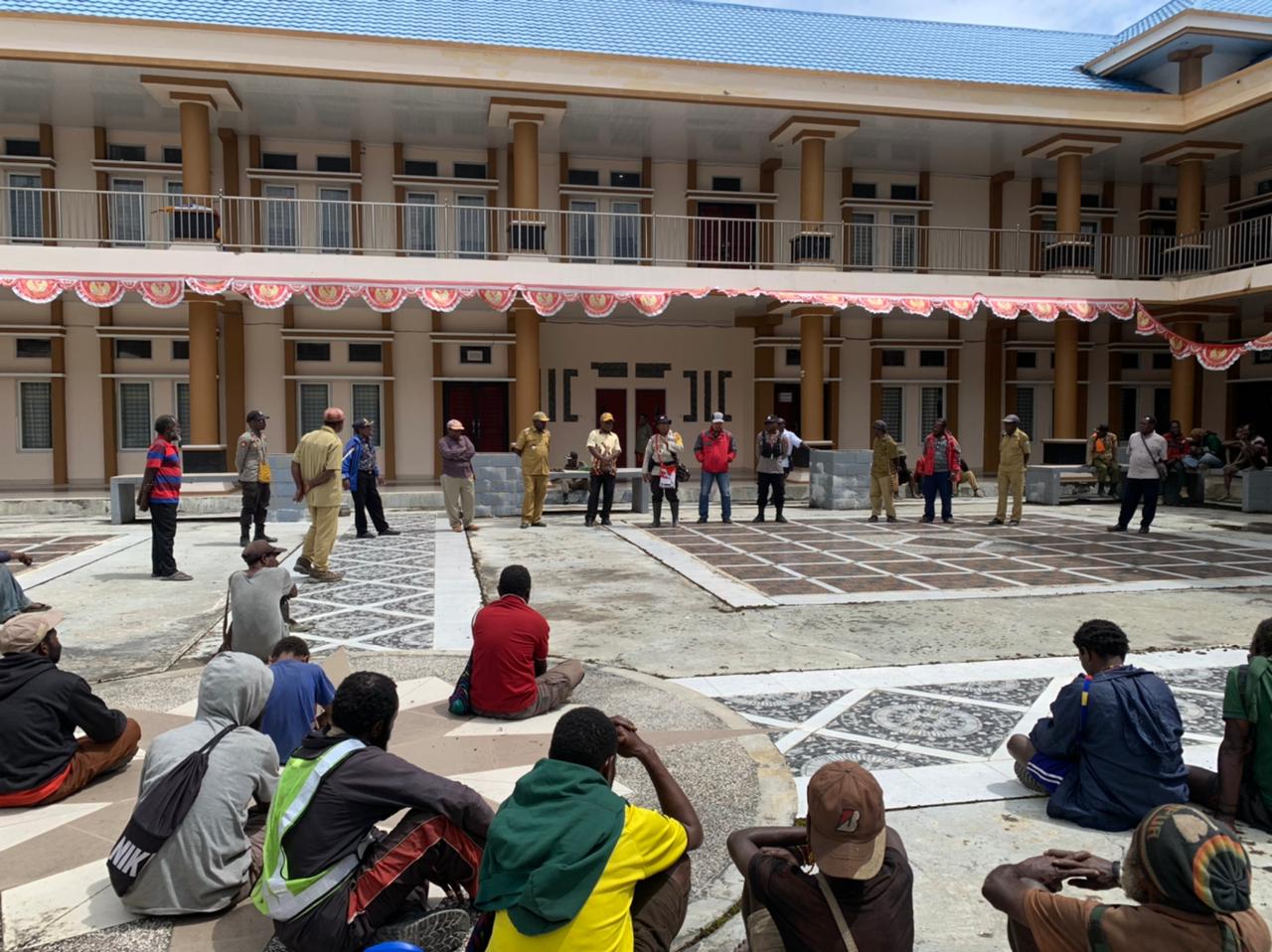 Tatap Muka Bersama Forkopimda dan Para Tokoh, Ini Pesan Korwil Binmas Noken Intan Jaya