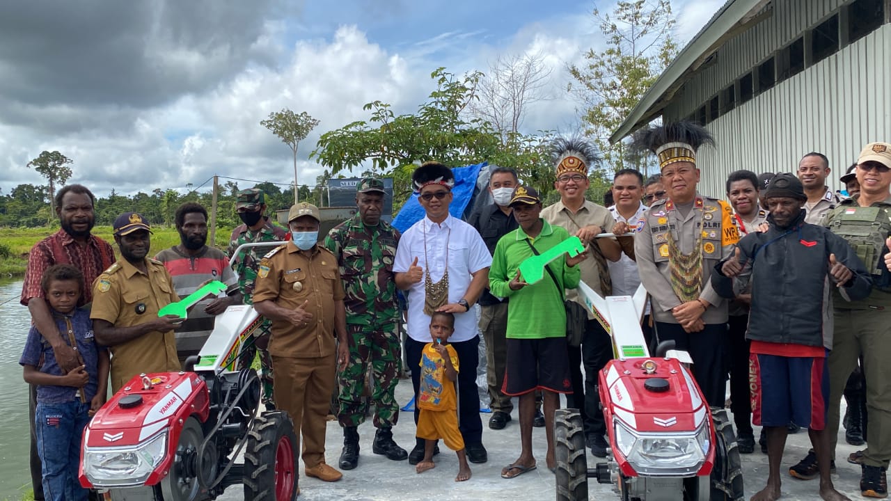 Kakorbinmas Polri : Program Keladi Sagu Binmas Noken Polri Merupakan Wujud Nyata Pelayanan Kesehatan Polri Kepada Masyarakat Papua