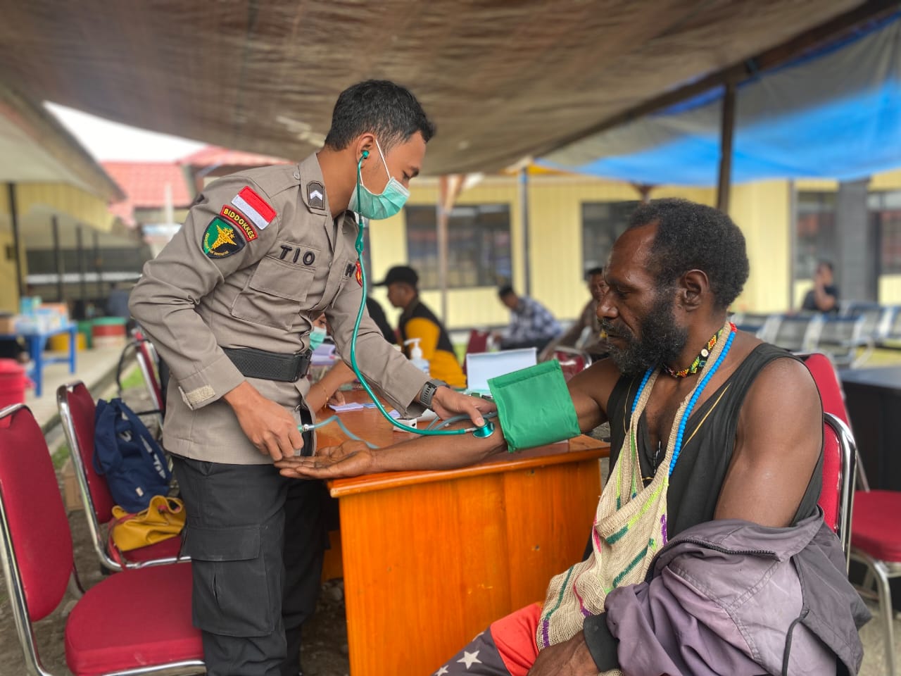 Jelang Hari Bhayangkara ke-76, Polres Puncak Laksanakan Pengobatan Massal