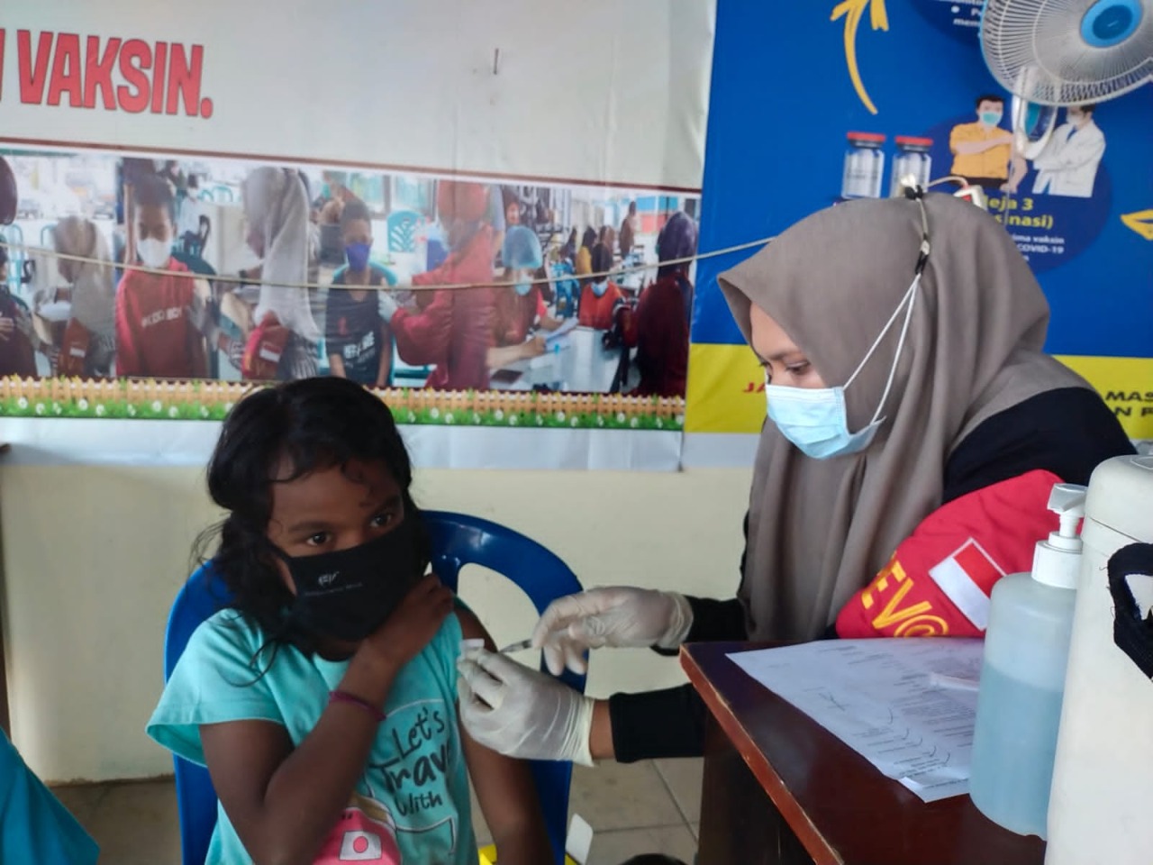 Dalam Rangka Bakti Kesehatan, Sie Dokkes Polres Mimika Gelar Gerai Vaksinasi Presisi