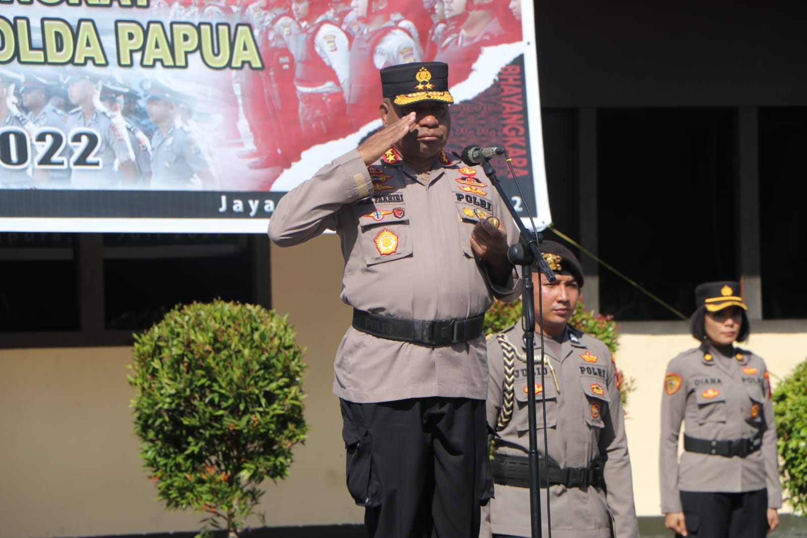 Kapolda Papua Pimpin Upacara Kenaikan Pangkat di Lingkungan Polda Papua