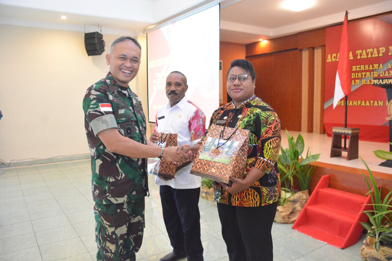 Danrem 172/PWY Ajak Aparat Pemerintah Jadi Pendamping Generasi Muda di Era Digital