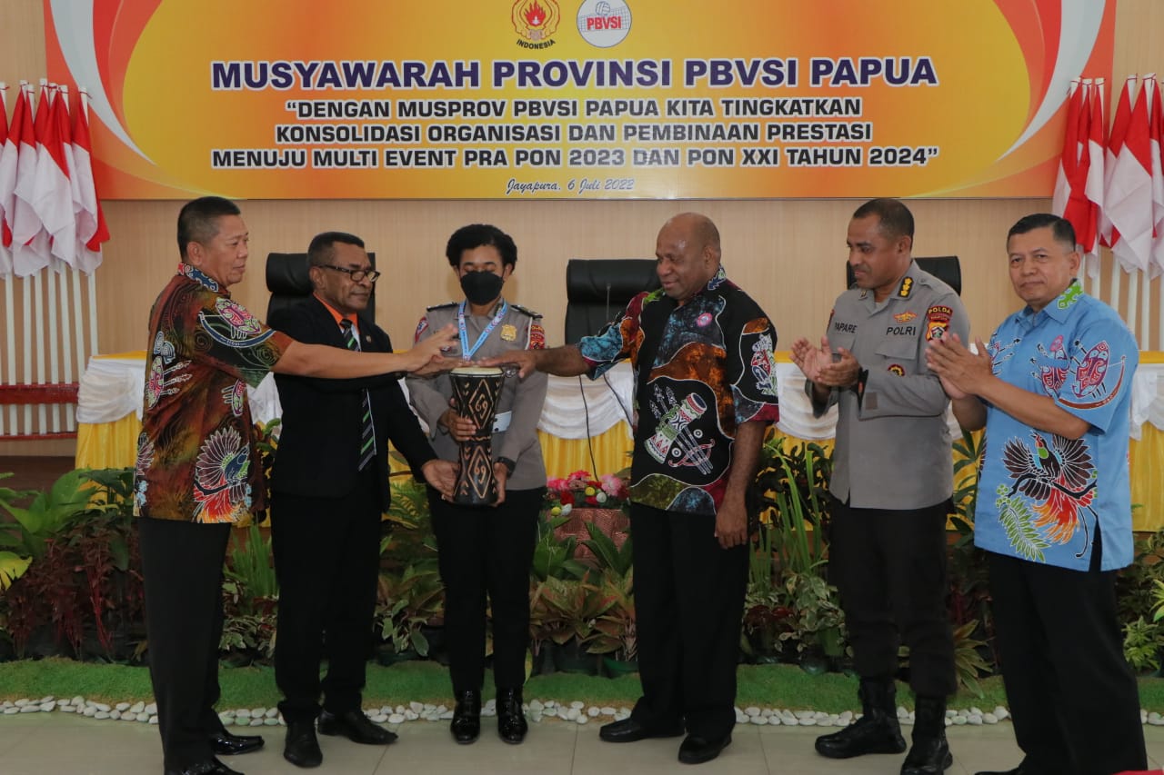 Kapolda Papua Pimpin Musyawarah Provinsi PBVSI Papua Tahun 2022