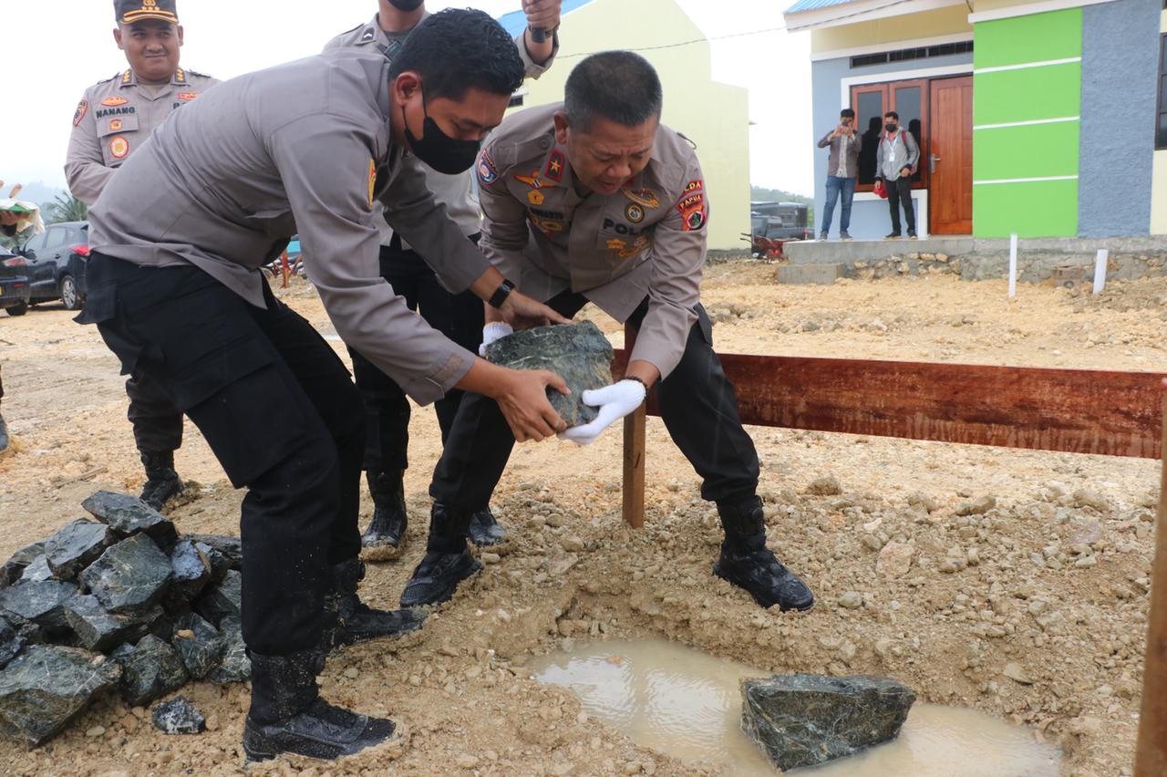 Wakapolda Papua Pimpin Acara Peletakan Batu Pertama Perumahan Bhayangkara Jannati 3 Residence Koya Koso
