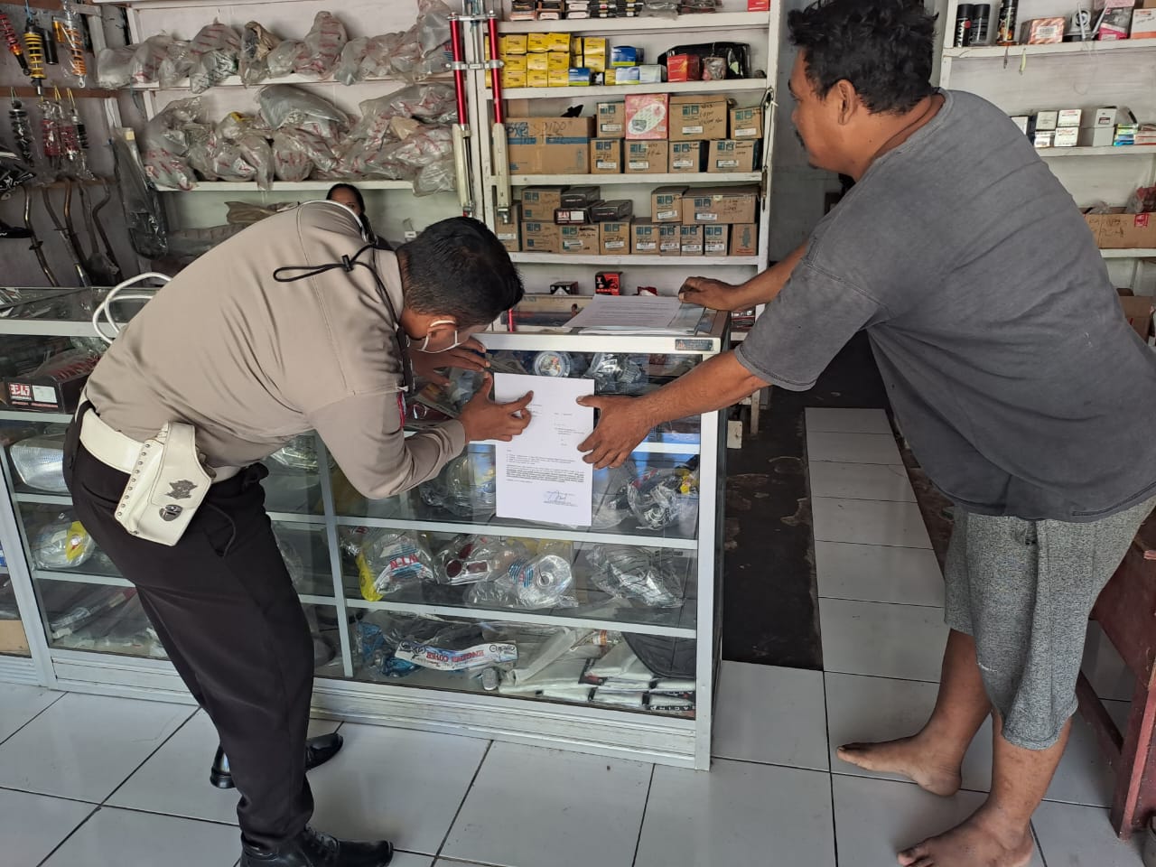 Sat Lanta Polres Biak Numfor Imbau Pemilik Bengkel Untuk Tidak Menjual Knalpot Bising