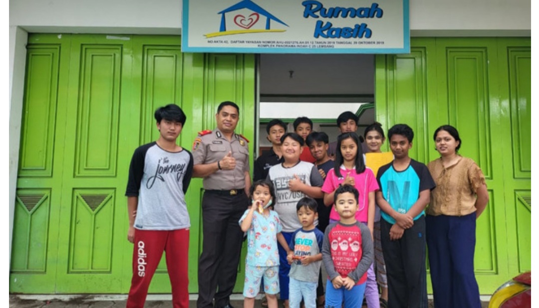 Berbagi Tali Asih di Panti Asuhan oleh Serdik Sespim Polri Helmy Tamaela