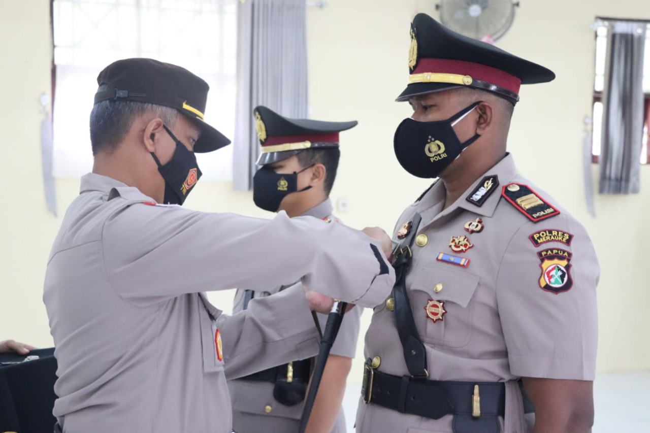Kapolres Keerom Pimpin Sertijab Kabag Ops Polres Keerom