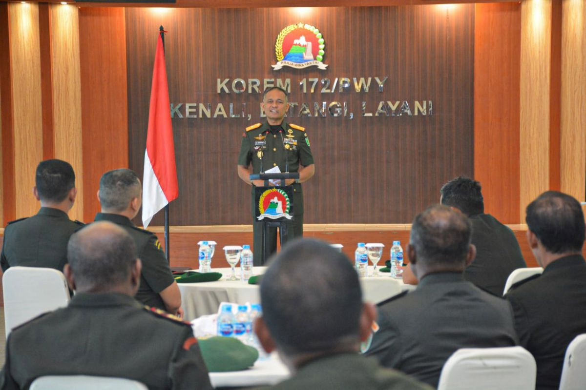 Danrem Pimpin Sertijab Kasirem Korem 172/PWY