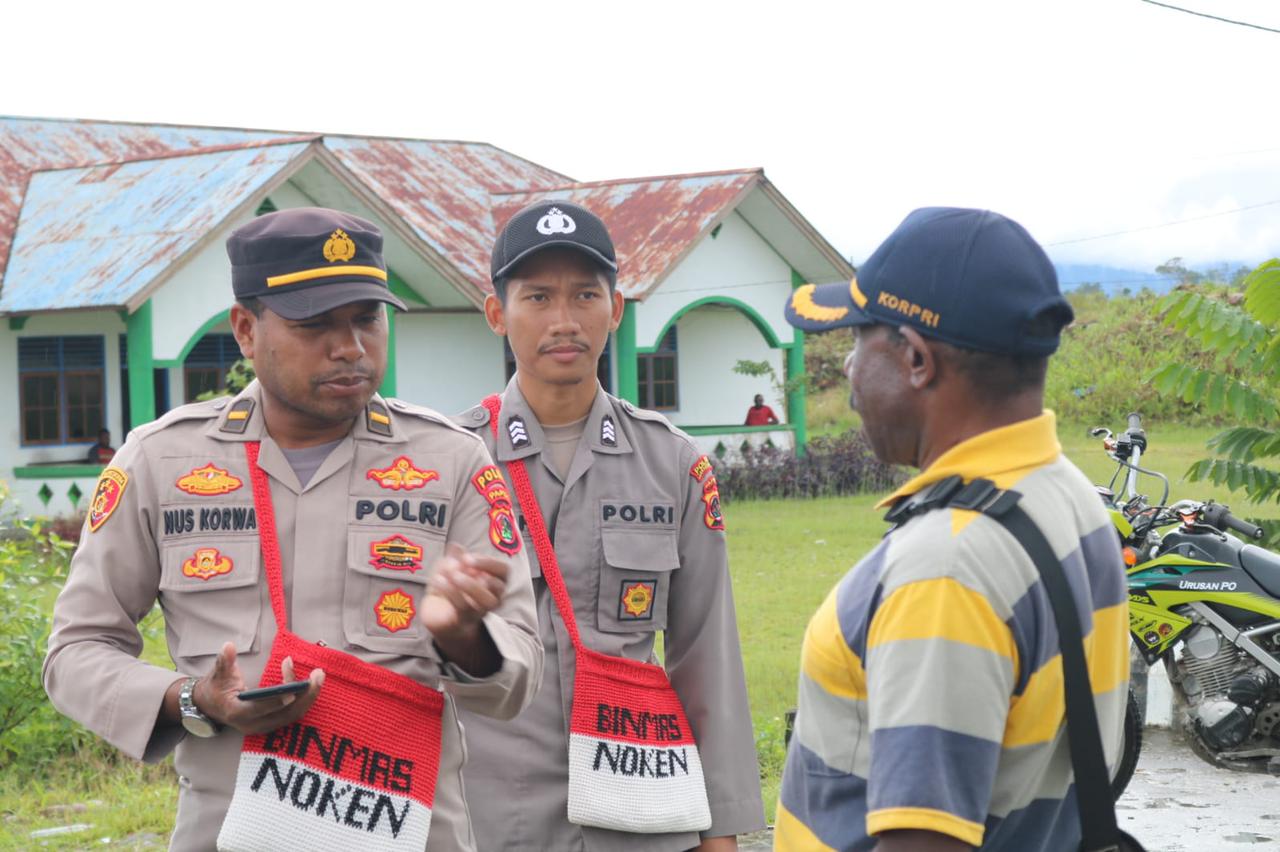 Binmas Noken Sambangi Bapak Wahyu Wasiangge Tokoh Masyarakat Distrik Inikgal, Nduga