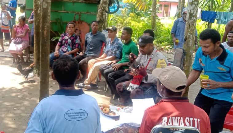 Melalui Koteka Ciptakan Kamtibmas Kondusif di Kepulauan Yapen