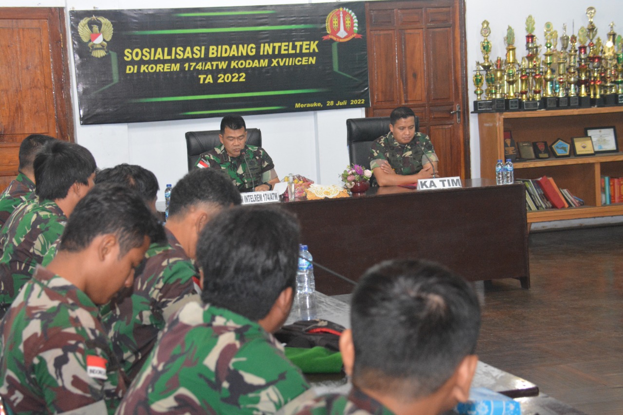 Prajurit Jajaran Korem 174/ATW Merauke Ikuti Sosialisasi Bidang Inteltek TNI AD TA. 2022