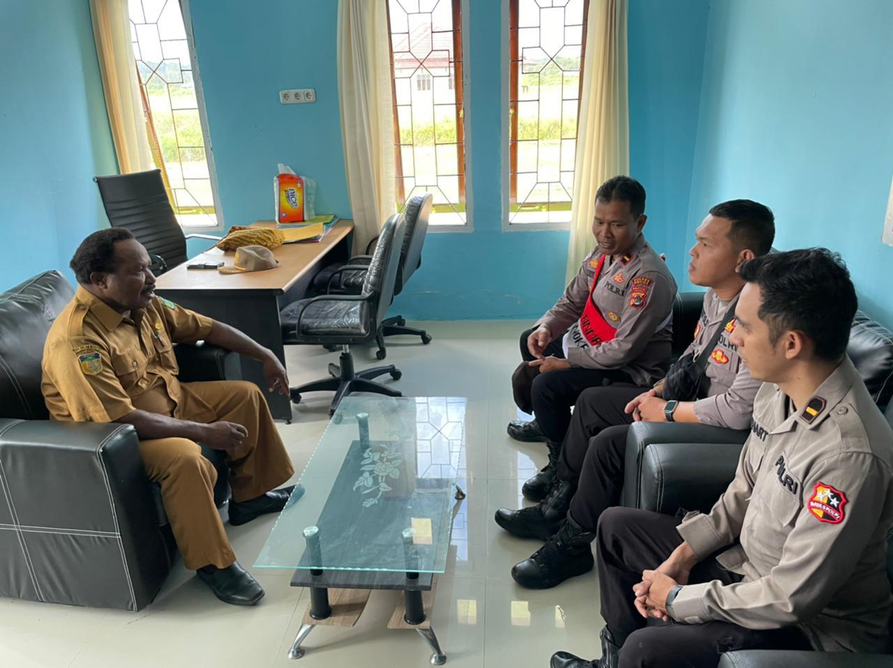 Jalin Komunikasi, Binmas Noken Sambangi Dinkes dan Dinsos Kabupaten Nduga