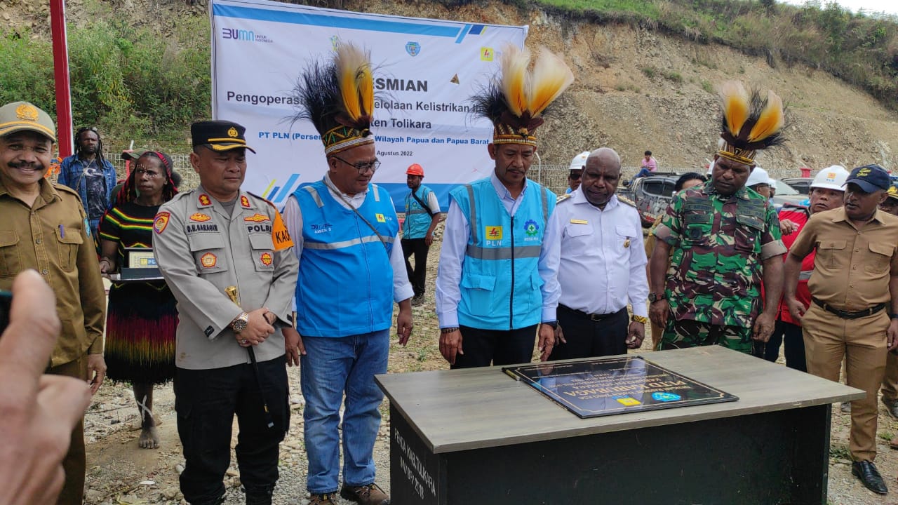 Kapolres Tolikara Hadiri Peresmian Pengoperasian dan Pengolahan Kelistrikan Ibu Kota Kabupaten Tolikara
