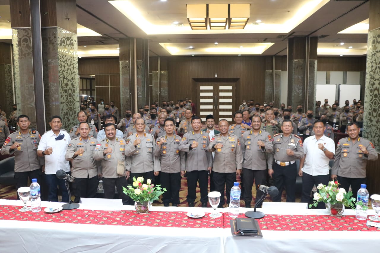 Wakapolda Papua Buka Kegiatan Pembinaan Penanggulangan Radikalisme dan Intoleransi Kepada Personel Polri