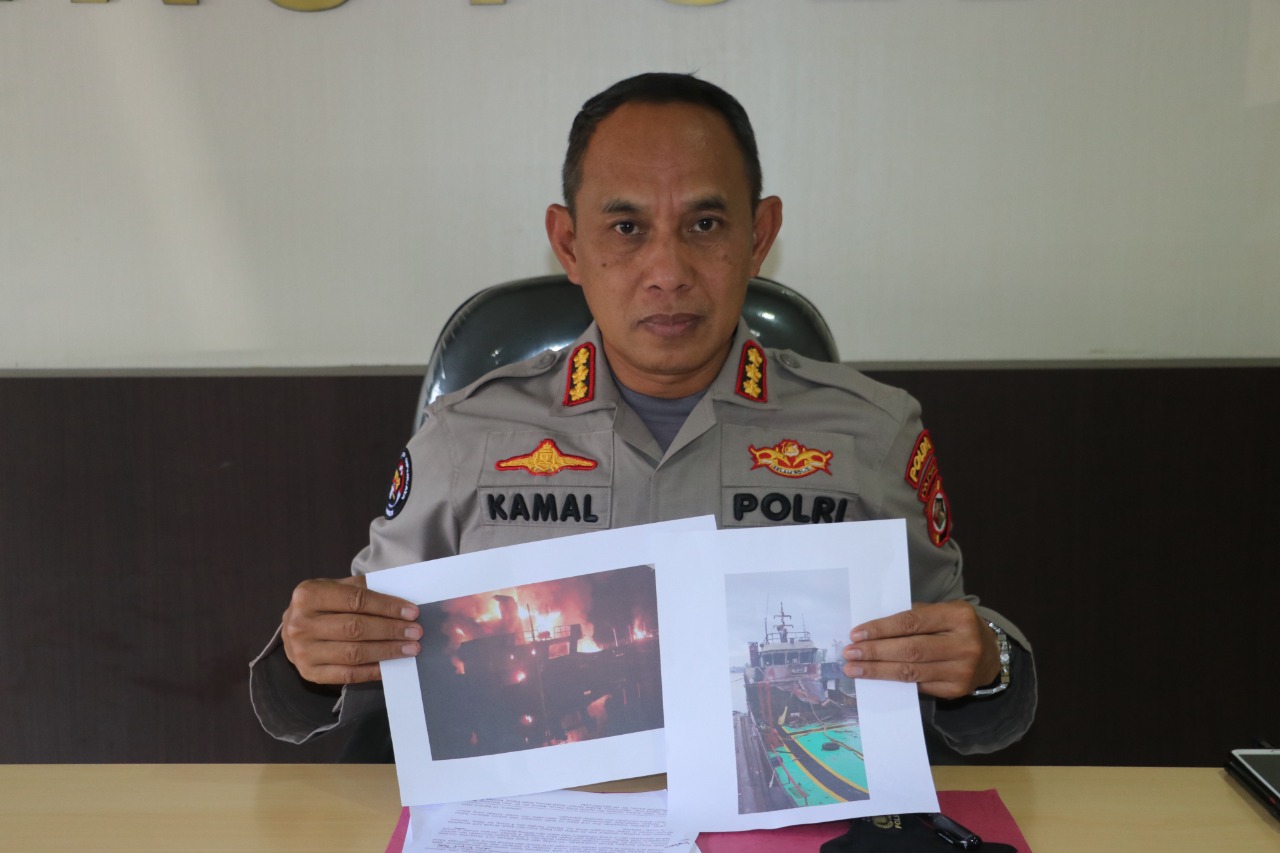 Polisi Dalami Kasus Kebakaran Dua Kapal di Distrik Assue Kabupaten Mappi