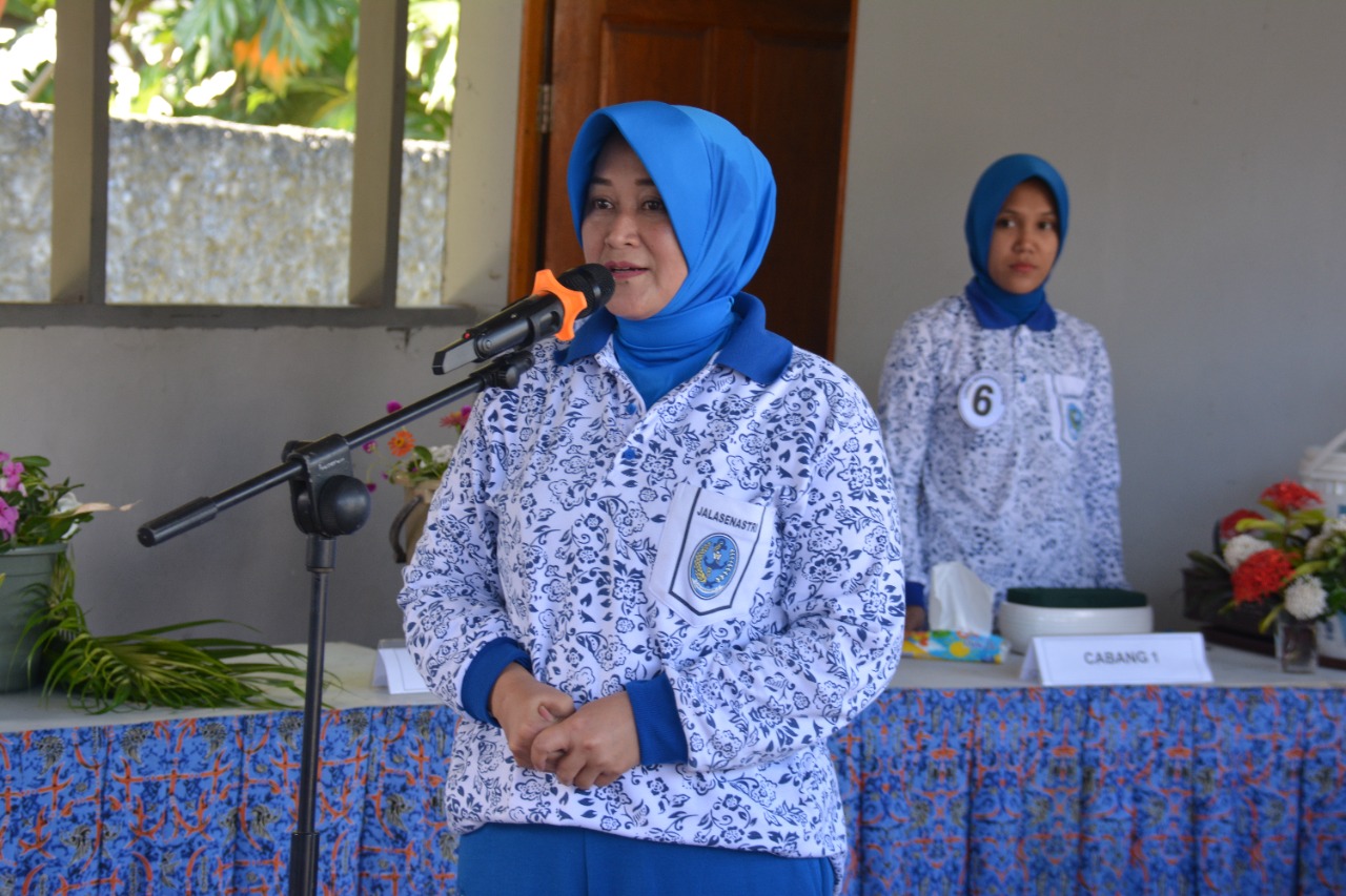 Sambut HUT ke-76 Jalasenastri Korcab X Adakan Lomba Merangkai Bunga dan Lomba Kreasi Menu Nasi Kotak
