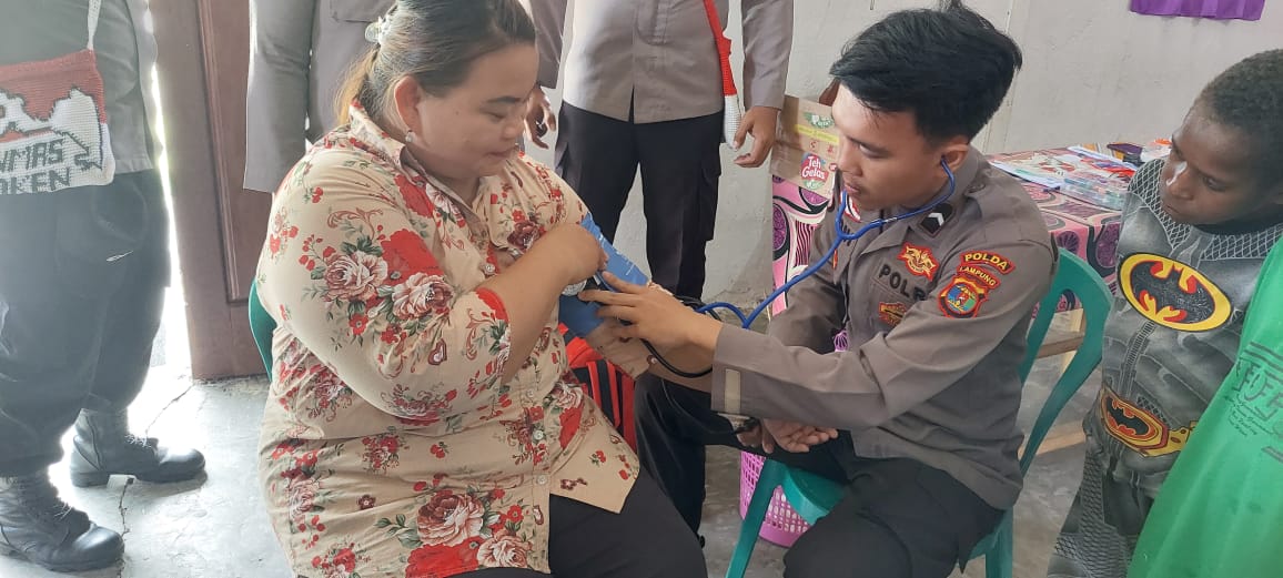 Lewat Program Keladi Sagu, Polri Hadirkan Pelayanan Kesehatan di Yahukimo