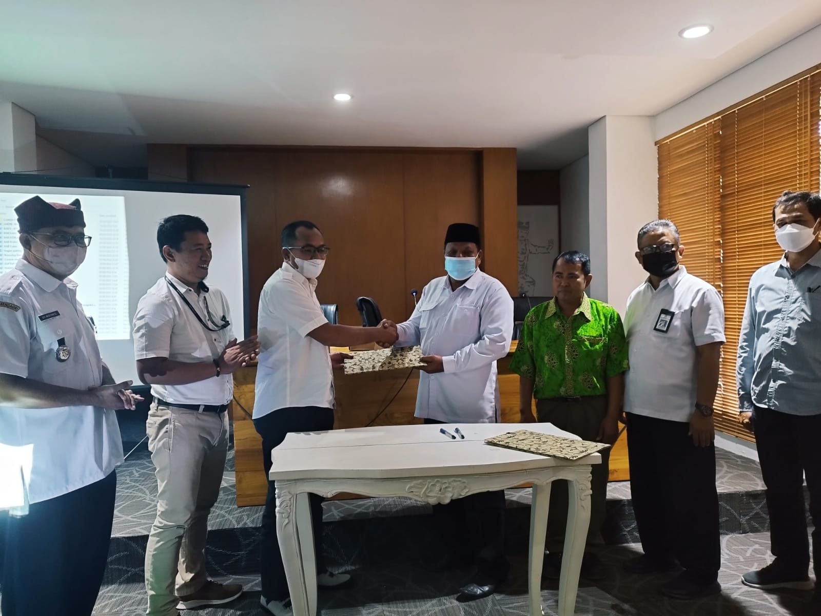 Bumisari Teken Kerja Sama dengan Desa Kluncing Banyuwangi