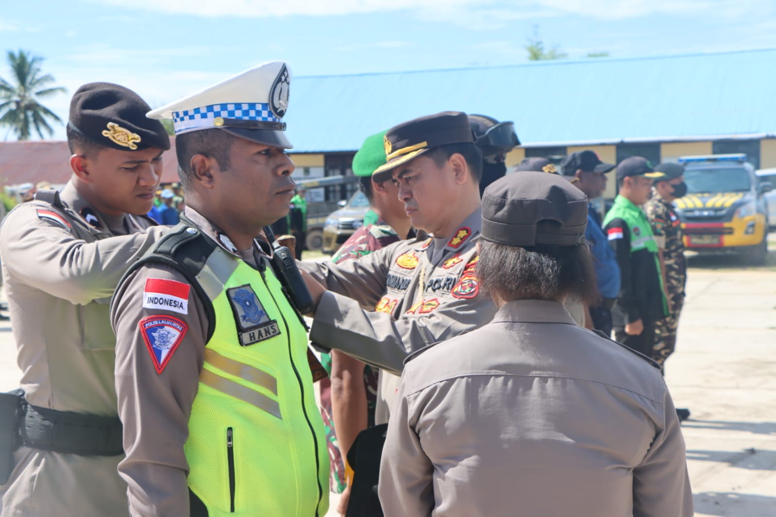 Kapolres Mappi Pimpin Apel Gelar Pasukan Dalam Rangka Ops Lilin Cartenz 2022