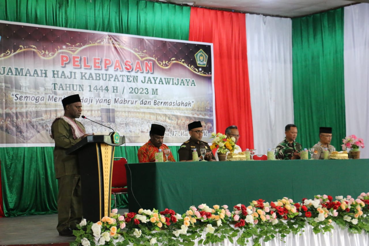 Semoga Menjadi Haji Yang Mabrur, Dandim 1702/JWY Hadiri Pelepasan Jamaah Calon Haji Kabupaten Jayawijaya
