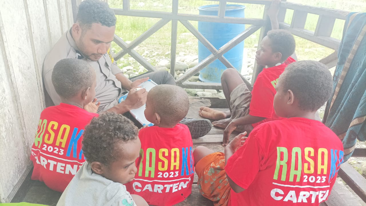 Anak di Pedalaman Nduga Antusias Ikuti Program Si-Ipar