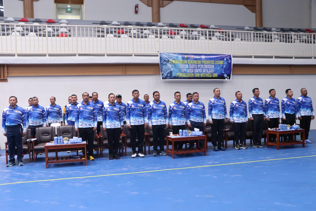 Wakapolda Papua Buka Tournament Voli Dalam Rangka HUT Bhayangkara ke 77