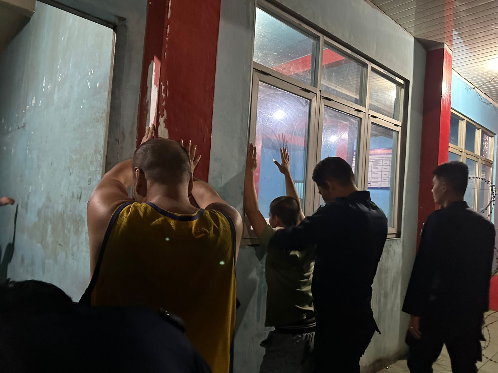 Pastikan Bersih Narkoba Lapas Narkotika Pematangsiantar Razia Blok dan Kamar Hunian WBP