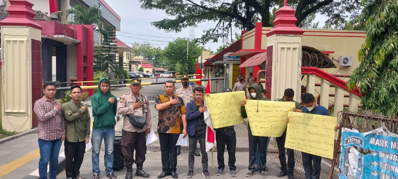 LKMH Sumut Sampaikan Aspirasi ke Poldasu Minta Usut Dana Bimtek 75 Desa di Kabupaten Labuhan Batu