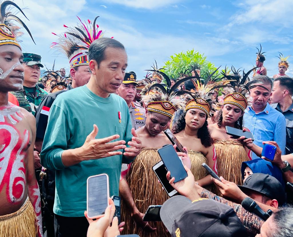 Miliki Potensi Besar, Presiden Berharap Papua Street Carnival Terus Berlanjut