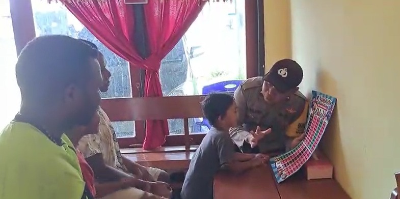 Keceriaan Julio, Samuel dan Oktovianus Ikuti Program Si-Ipar di Dogiyai