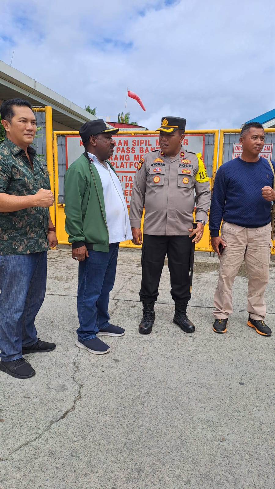 Polres Puncak Pengamanan Penyaluran Bantuan