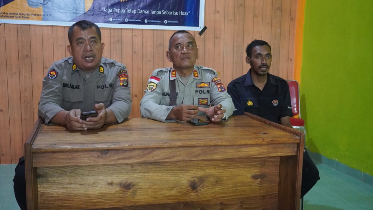 Sosialisasi Penanganan Berita Hoax di Media Sosial, Bid Humas Polda Papua Gandeng Pelajar di Kabupaten Keerom