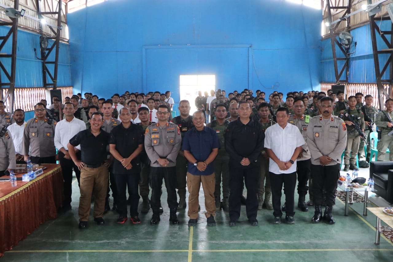 Arahan Wakapolda Papua kepada Personel Polres Yahukimo dan Brimob BKO