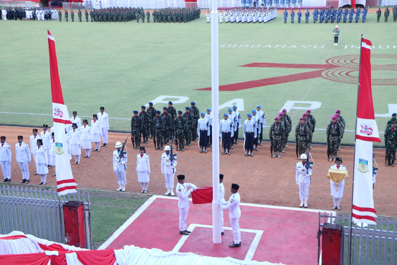 Upacara Penurunan Bendera Merah Putih Berjalan Khidmat Dalam Peringatan Kemerdekaan RI ke-78