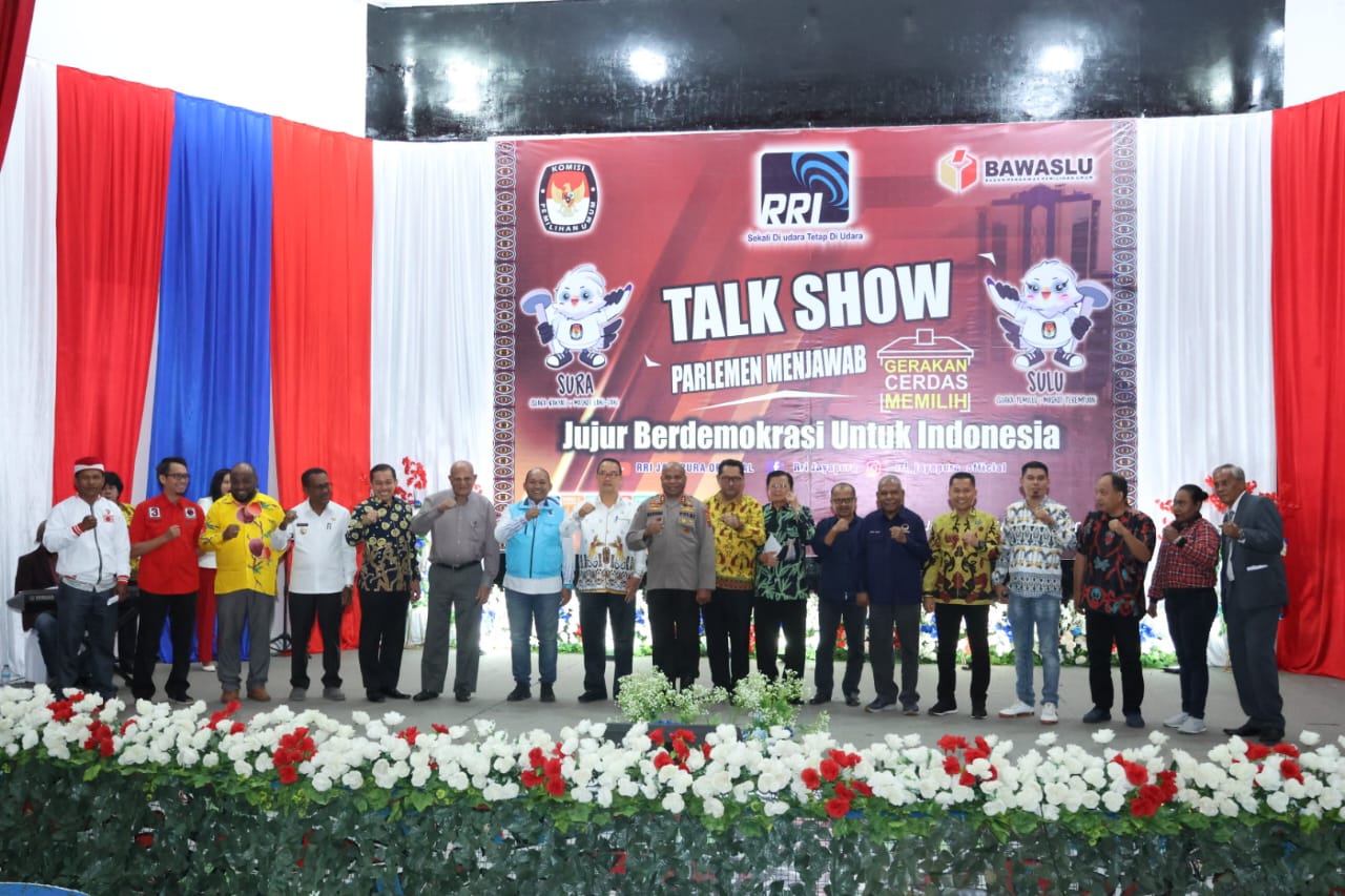 Kapolda Papua Ajak Semua Pihak Wujudkan Pemilu 2024 yang Damai dan Jujur pada Dialog Parlemen Menjawab di RRI Jayapura