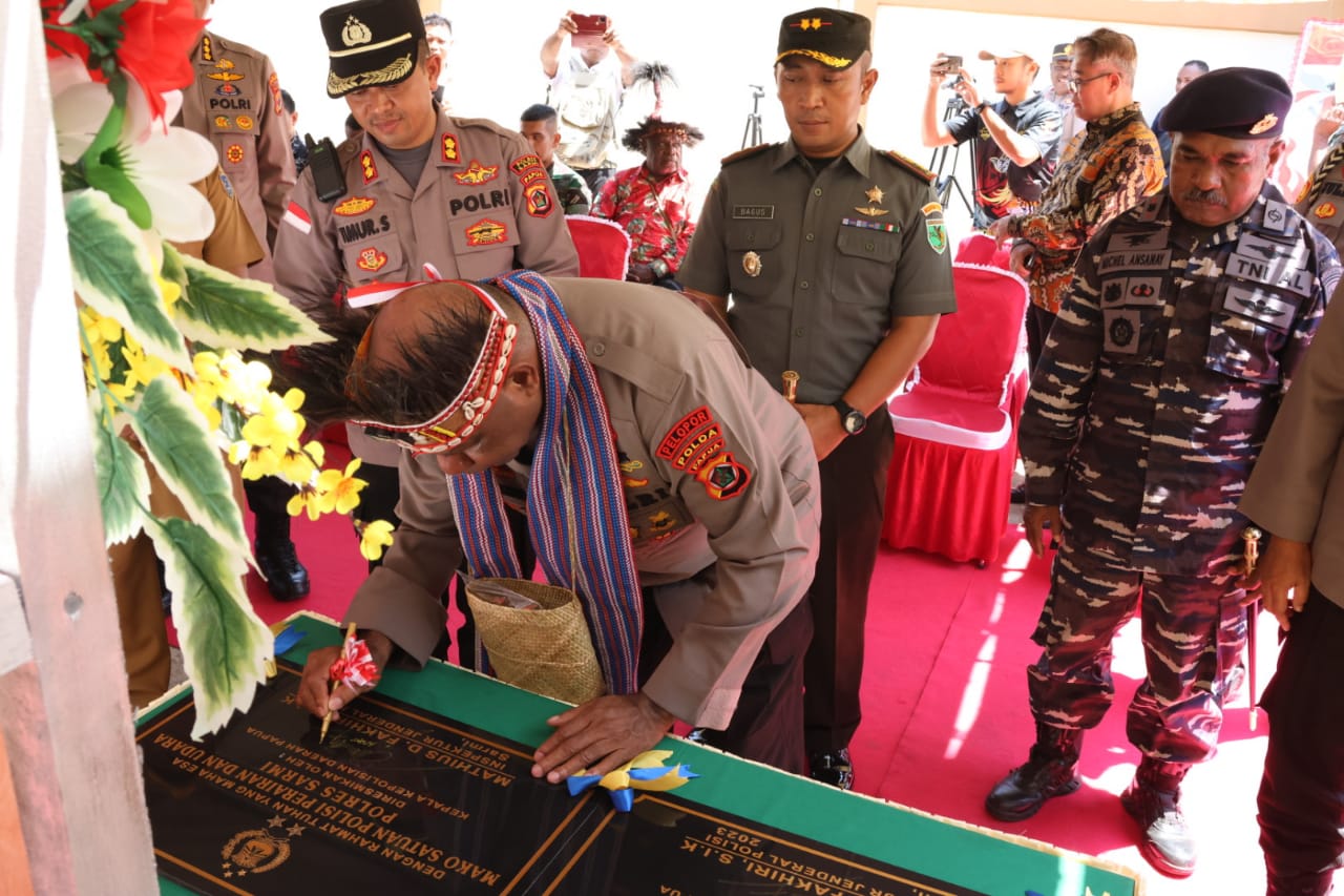Kapolda Papua Resmikan Mako Sat Polairud Polres Sarmi